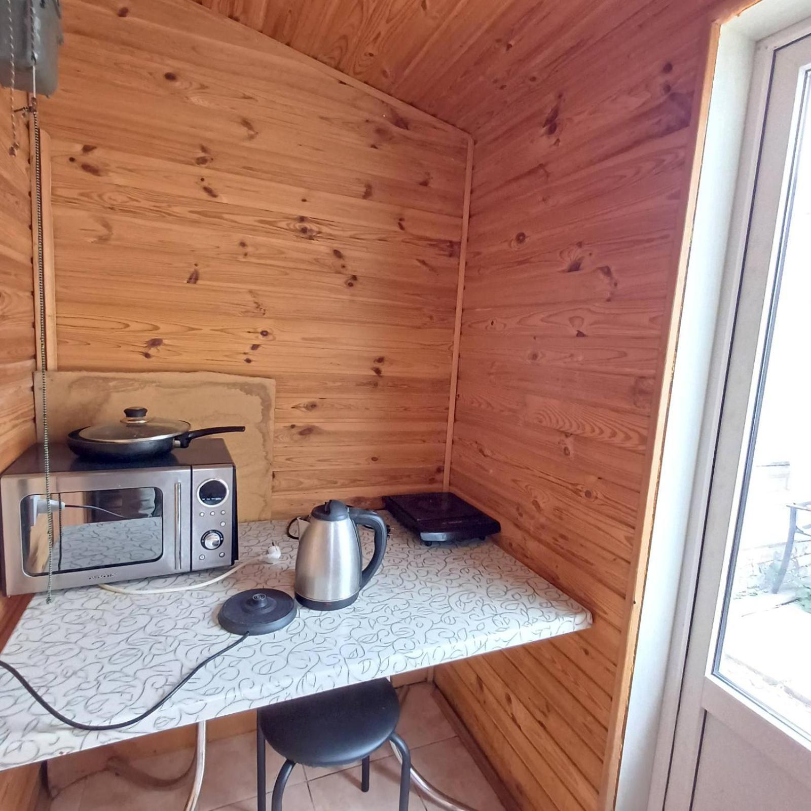 Частный Дом, Отдельный Вход И Двор Apartment Черкаси Екстериор снимка