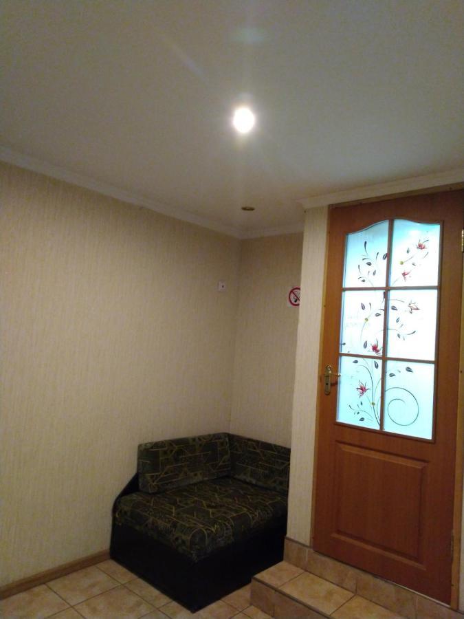 Частный Дом, Отдельный Вход И Двор Apartment Черкаси Екстериор снимка