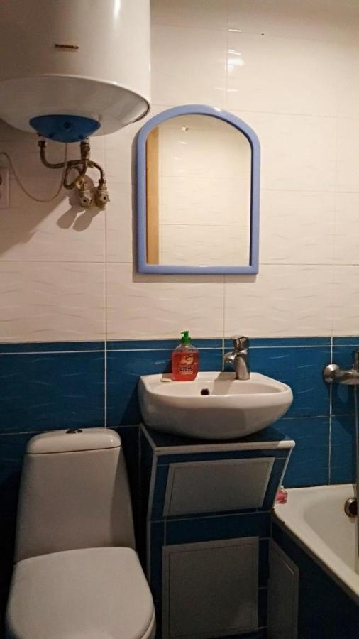 Частный Дом, Отдельный Вход И Двор Apartment Черкаси Екстериор снимка